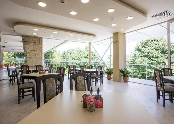 Coop - 호텔 키텐